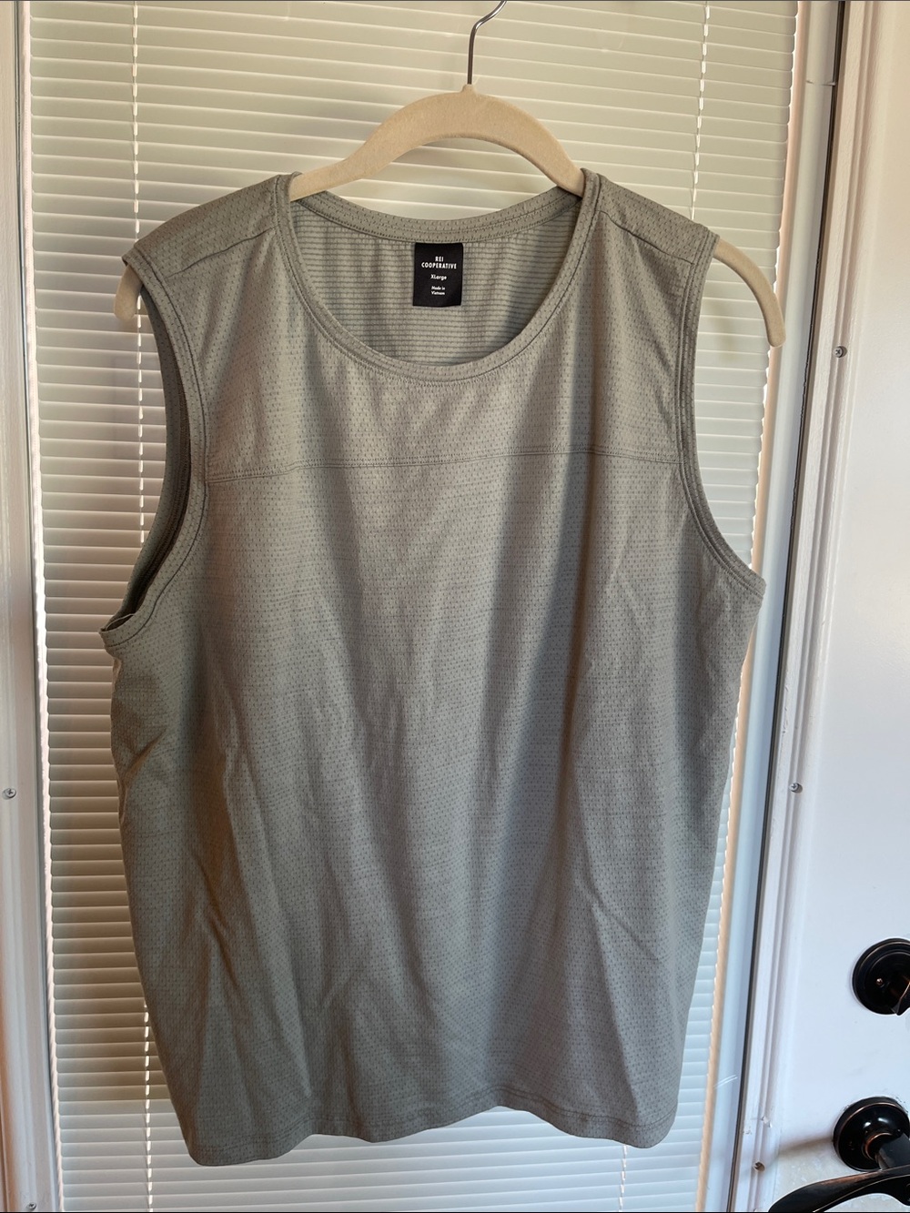 REI Olive 86% Merino Wool & 14% Nylon Athletic Tank Top